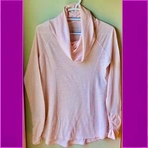 Reebok Fitted Sweatshirt Thumbholes Light Pink M